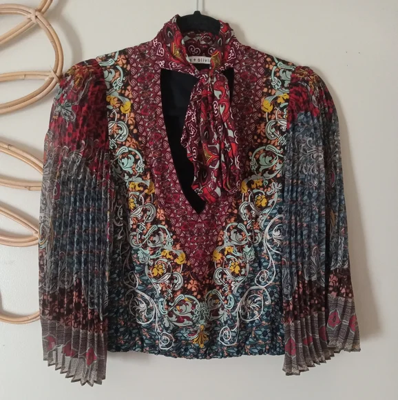 Alice + Olivia Elaina Tie Neck Paisley Blouse Size 6 - Picture 4 of 11